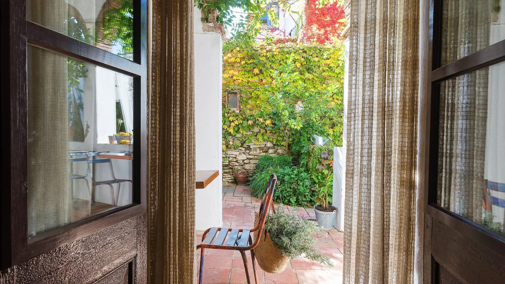 ** Hotel Bypillow Cluc Begur Spain